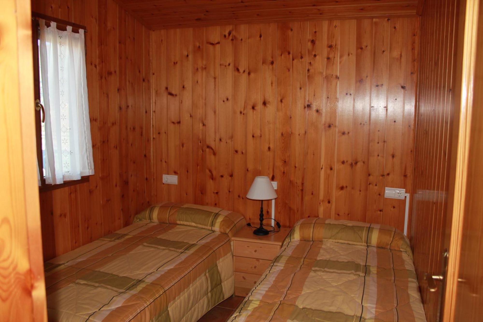 Camping Valle De Tena Sabinanigo Exterior photo